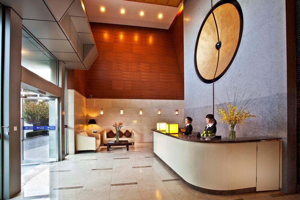 Acme Riverside Serviced Apartment Шанхай Екстер'єр фото